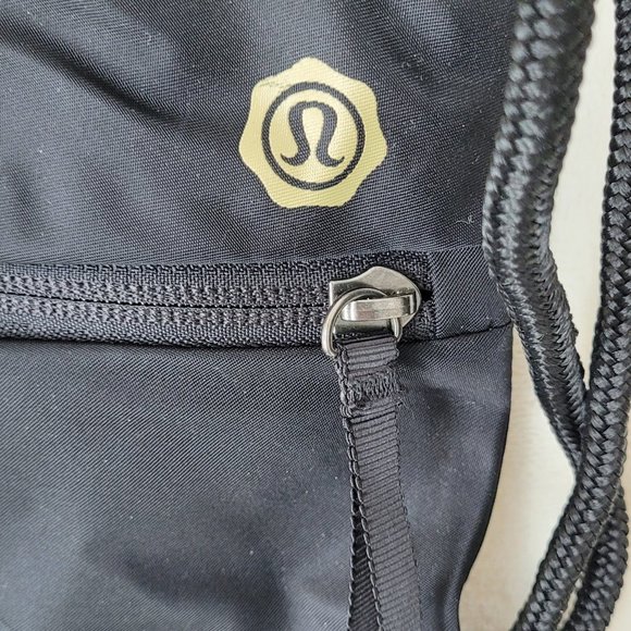 Lululemon Lightweight Gym Sack Black Graphite Logo Bag Drawstring Backpack - Picture 3 of 5